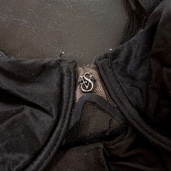 Victoria’s Secret unlined semi demi bra 34b - Picture 2 of 6